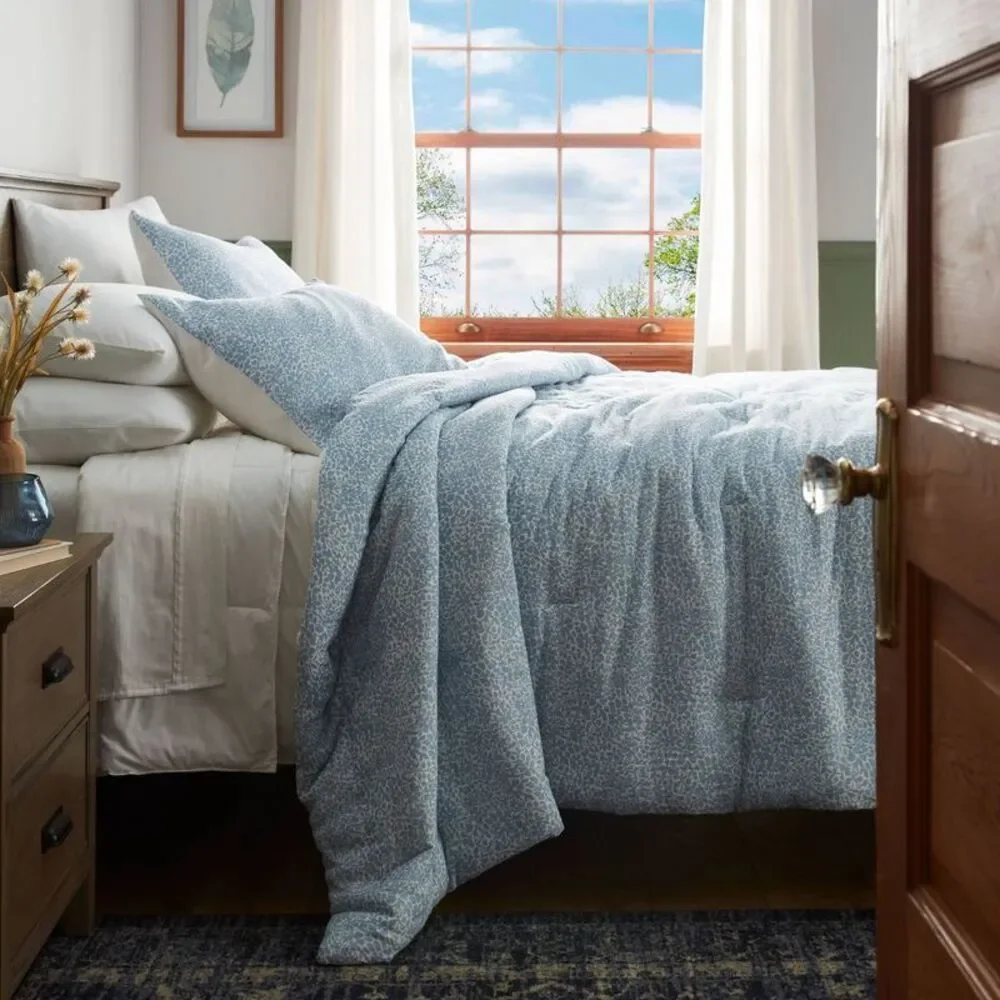Twin/Twin XL Traditional Floral Printed Cotton Comforter Set - Blue